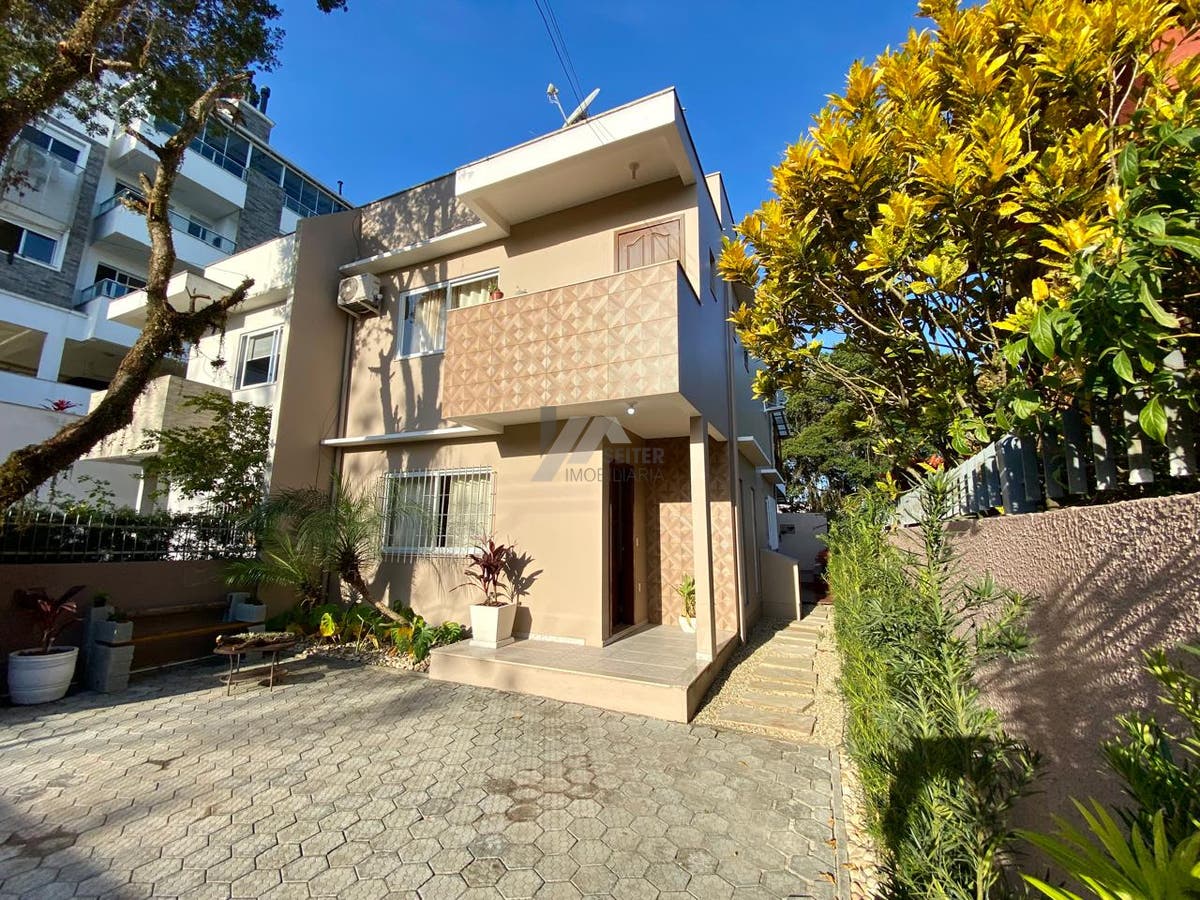 Casa de 4 dormitorios a venda Florianopolis Campeche