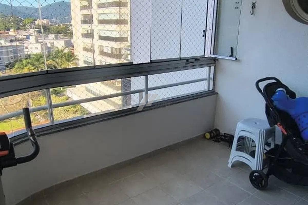 Apartamento com 3 quartos, Itacorubi - Florianópolis