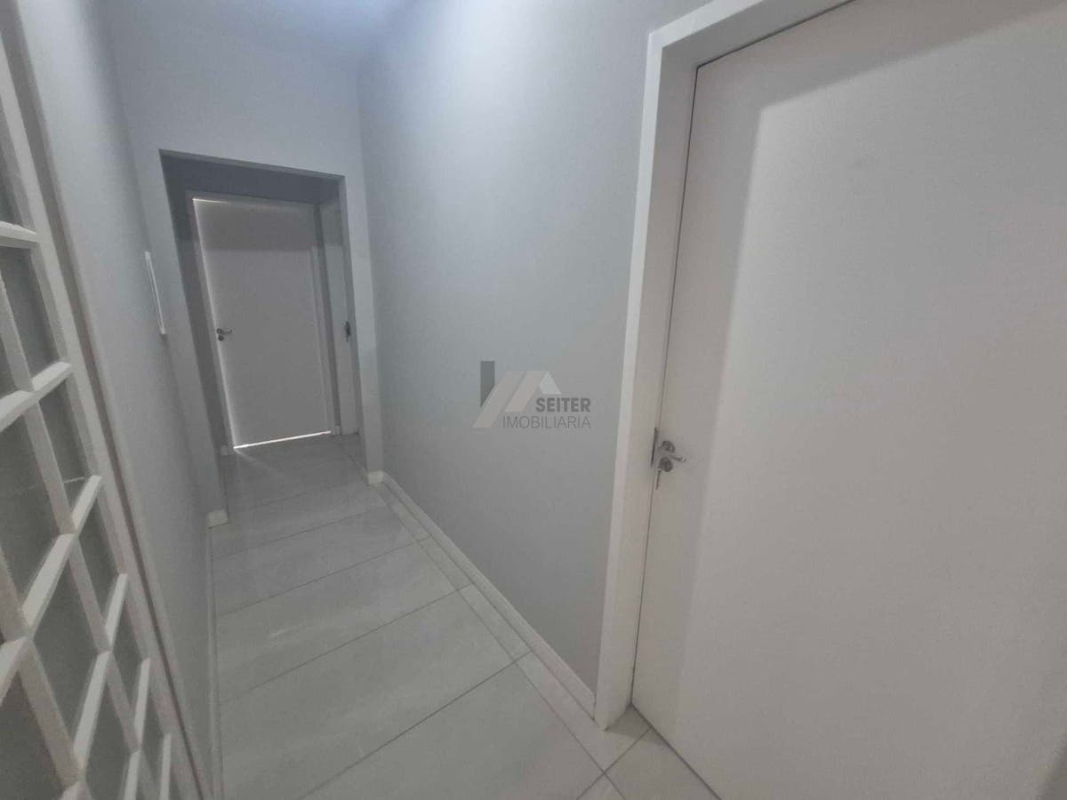 Casa de 4 quartos para alugar no Santa Monica Florianopolis