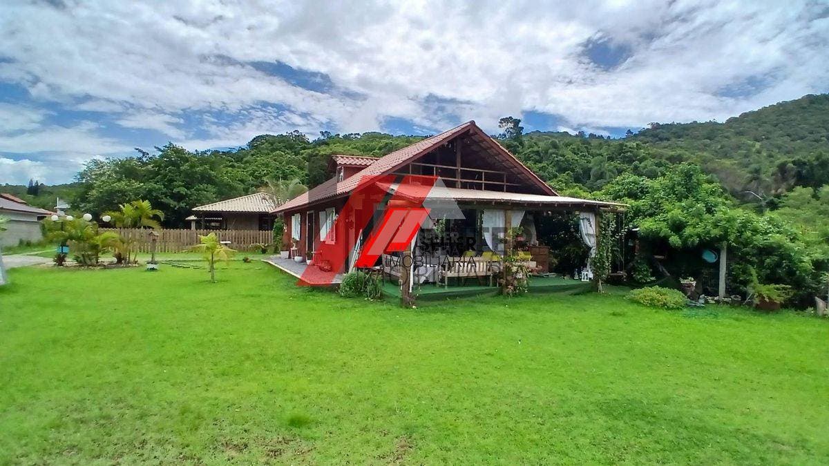 Sítio à venda no bairro Sambaqui em Florianópolis - foto 1