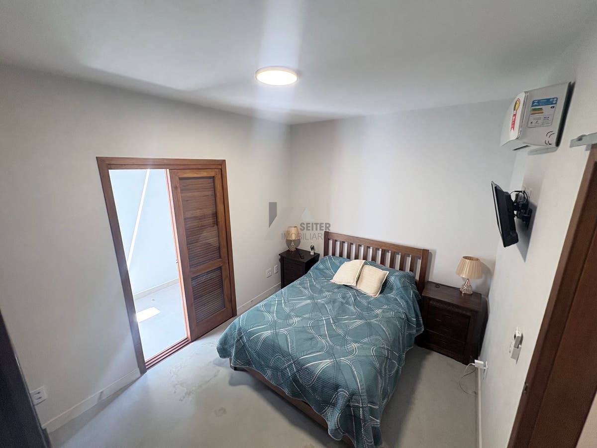 Casa nova a venda Florianopolis Itacorubi