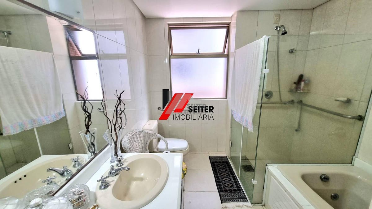 Apartamento à venda Beira Mar Agronômica Florianópolis