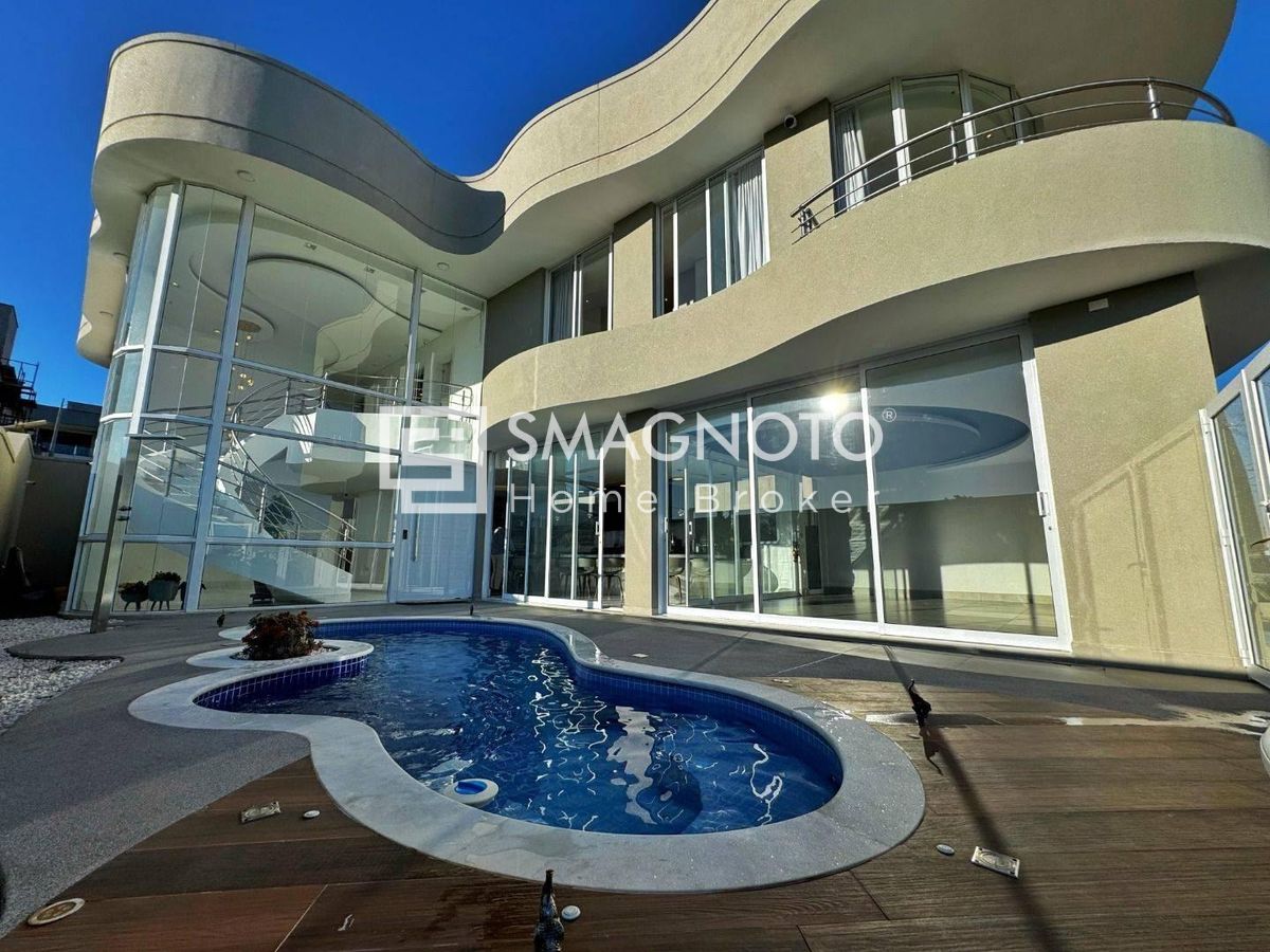 Sobrado com 5 dormitórios à venda, 344 m² por R$ 3.490.000,00 - Bongue - Piracicaba/SP
