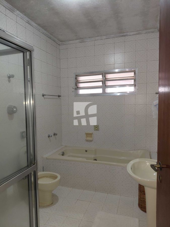Imovel a venda com otima localização em vila zanela
