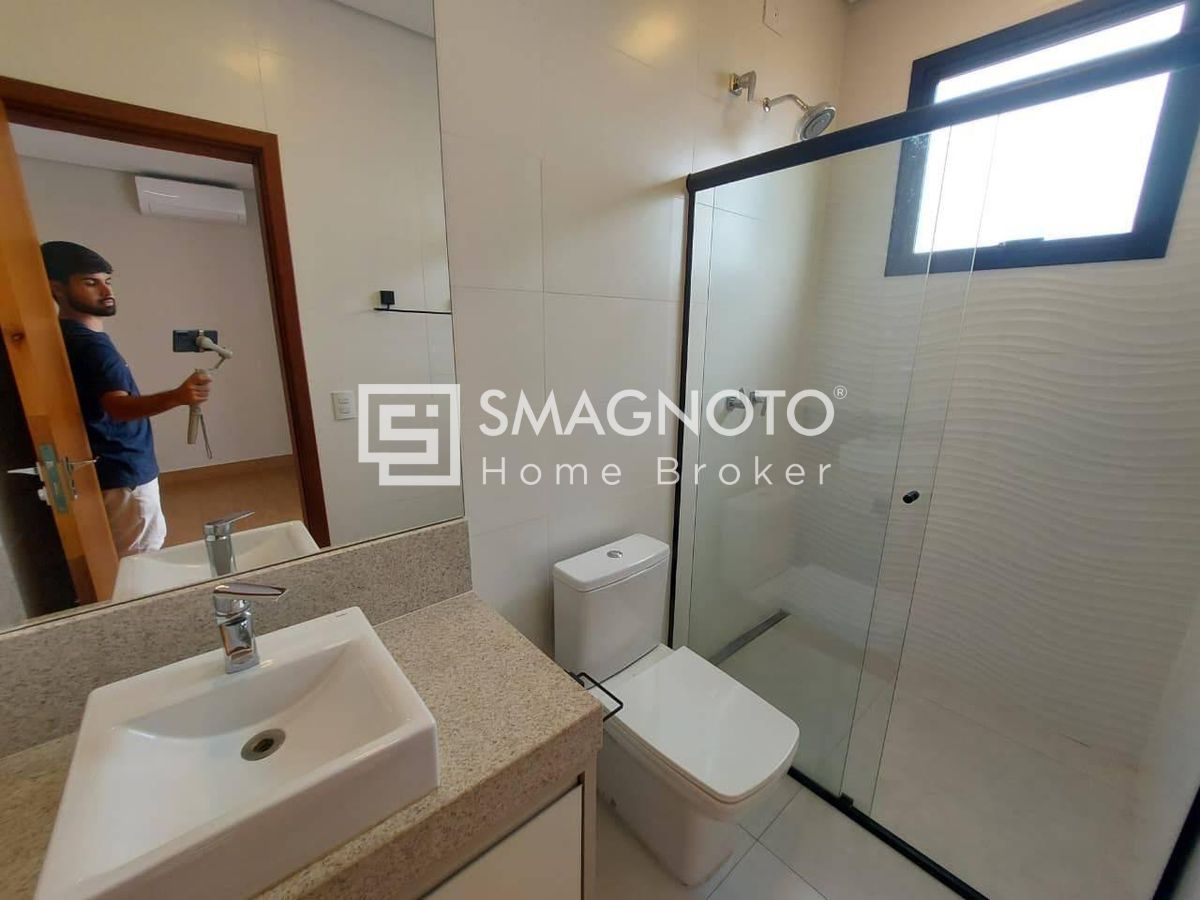 Sobrado em Condomínio com 3 suites, Loteamento Residencial e Comercial Villa D'Aquila - Piracicaba