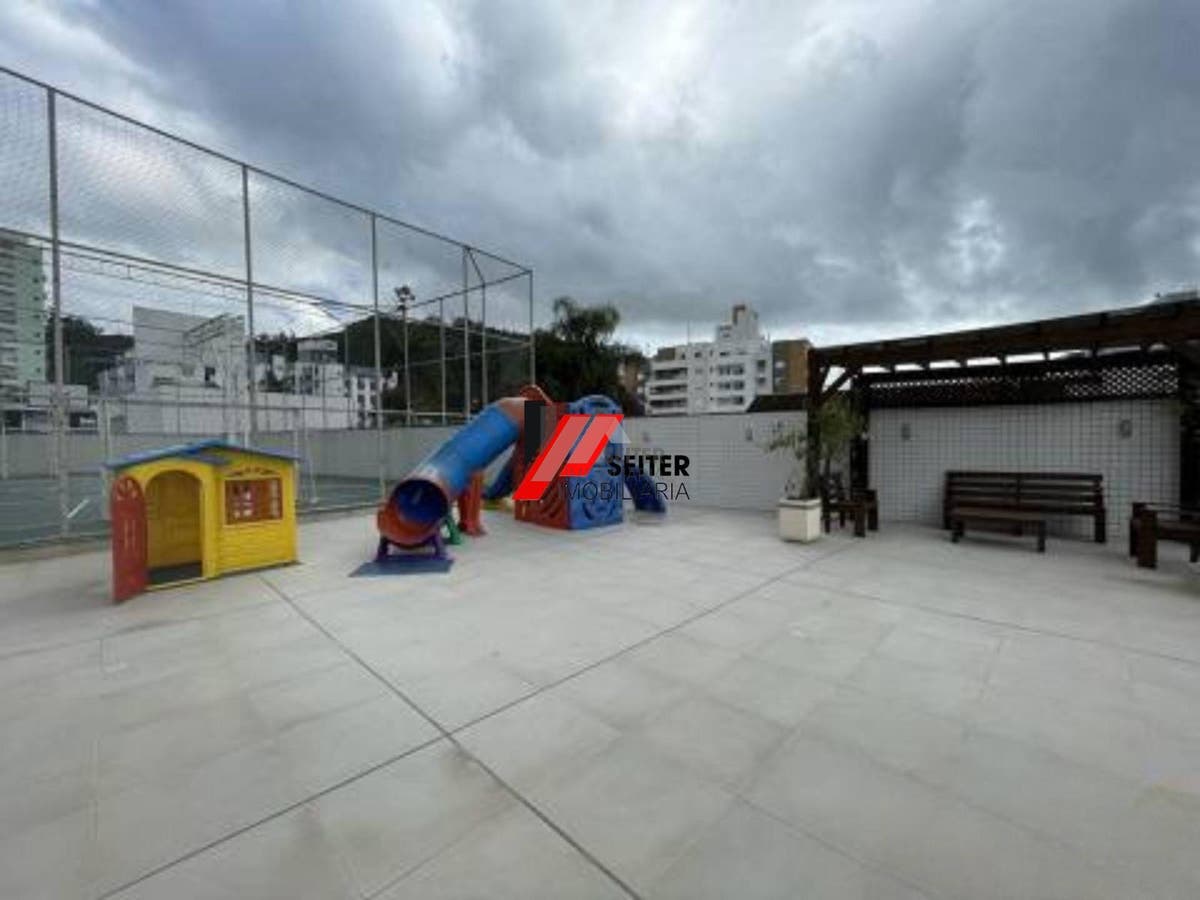 Apartamento a venda com 4 quartos trindade Florianópolis