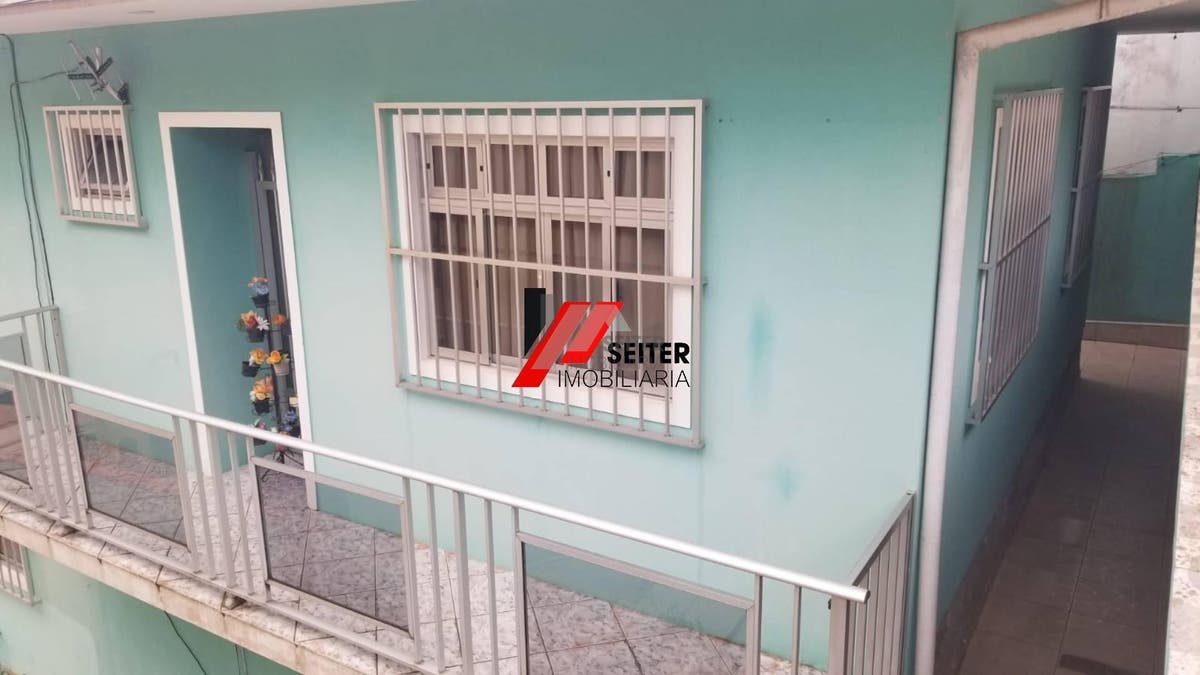 Casa 3 dormitórios com suite venda Pantanal Florianópolis