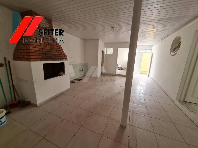 Casa 3 dormitorios para locação trindade