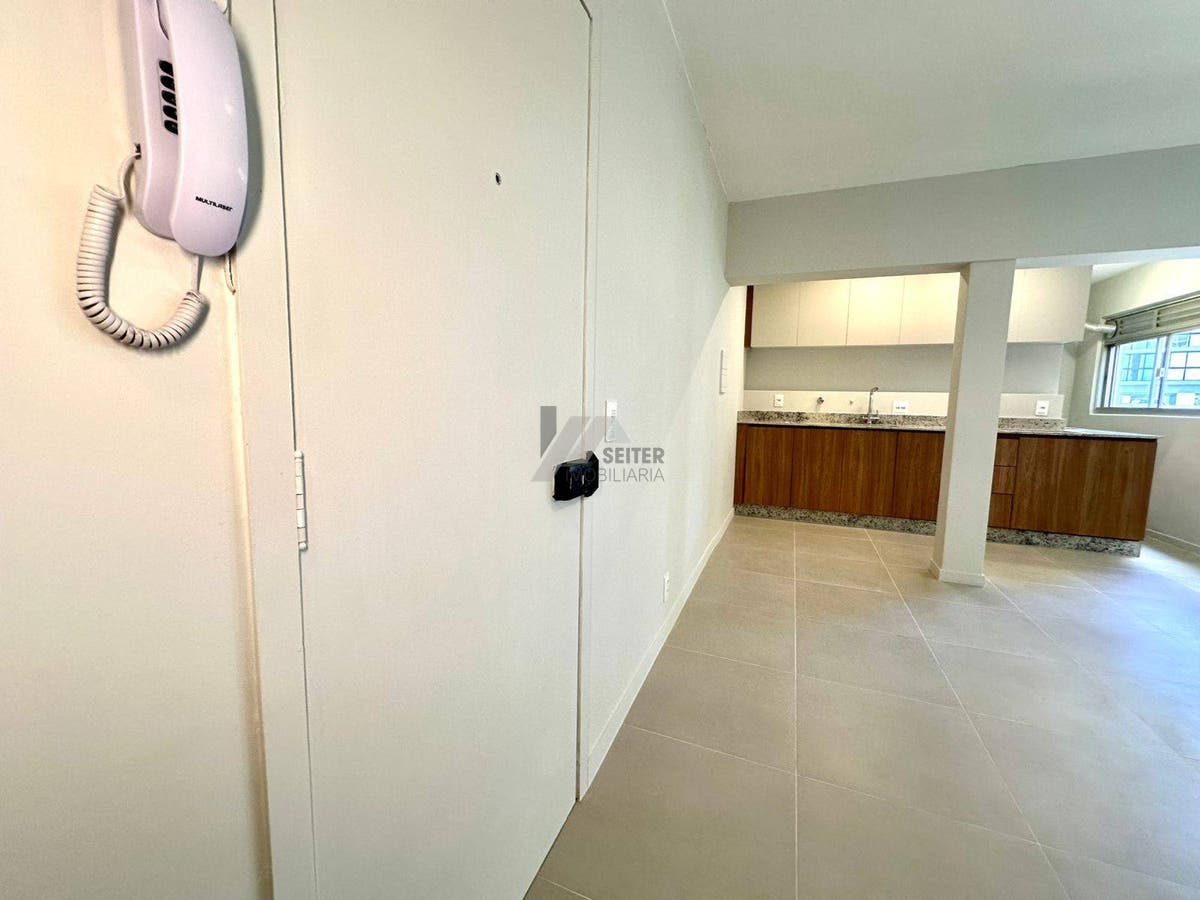 Apartamento de 1 dormitórios para Venda Centro- Florianópolis