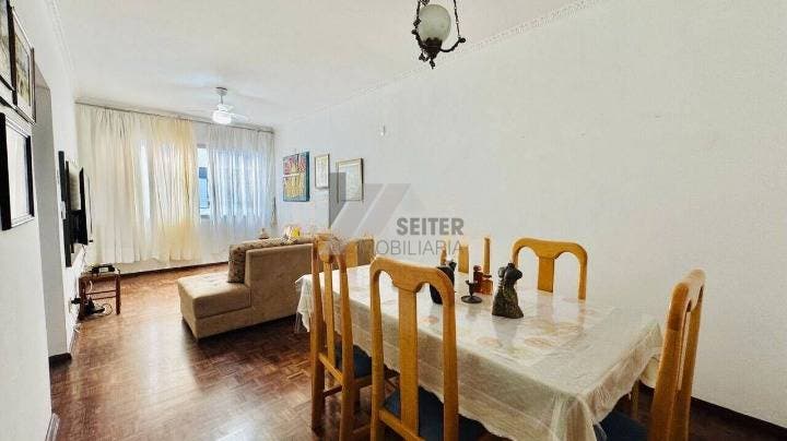 Apartamento de 3 quartos a venda na Av Mauro Ramos Centro
