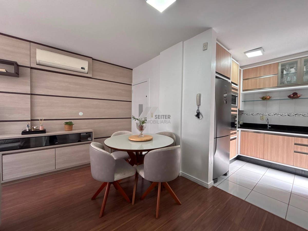 Apartamento à venda na Agronômica Florianópolis