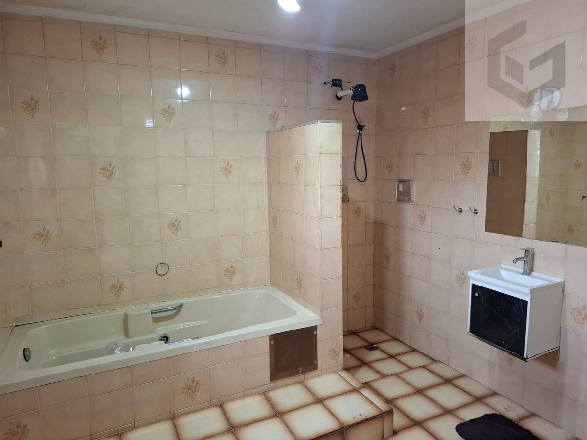 Casa com 2 quartos à Venda, Vila Santa Terezinha (Zona Norte) - São Paulo