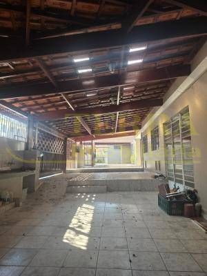 Sobrado com 5 quartos e 6 vagas no Jardim das Flores, Osasco - Academia - 21