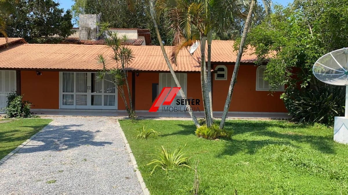 Casa a Venda em Canavieiras Florianópolis