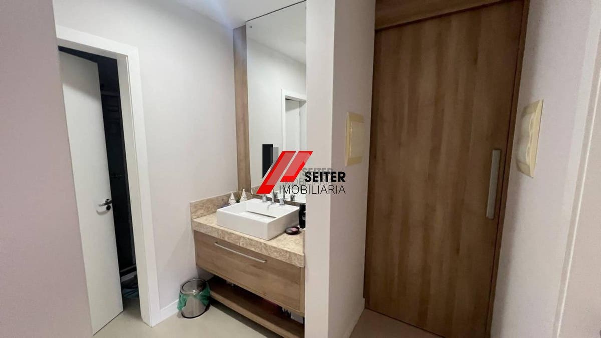 Apartamento a venda Pantanal florianópolis