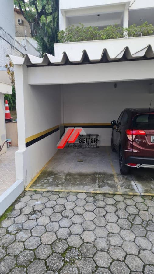 Cobertura a venda proximo da Ufsc Carvoeira