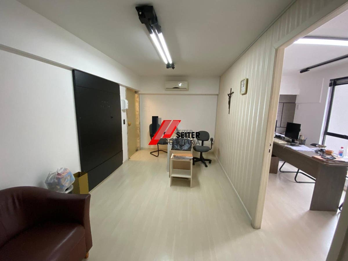 Sala comercial para alugar no centro de Florianópolis proximo ao mercado publico