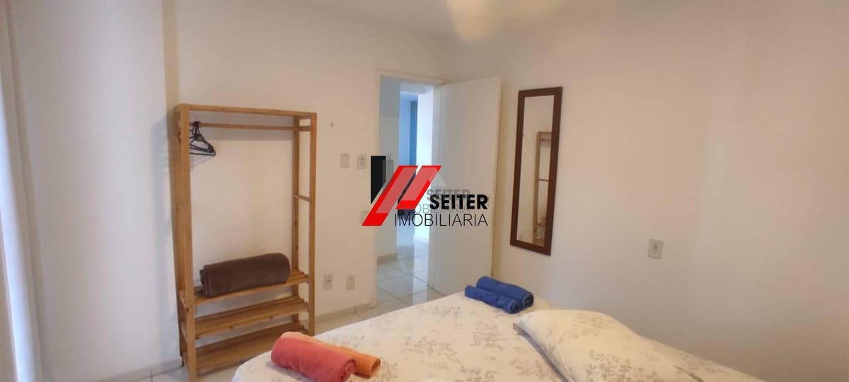 Apartamento mobiliado a venda no centro de Florianopolis