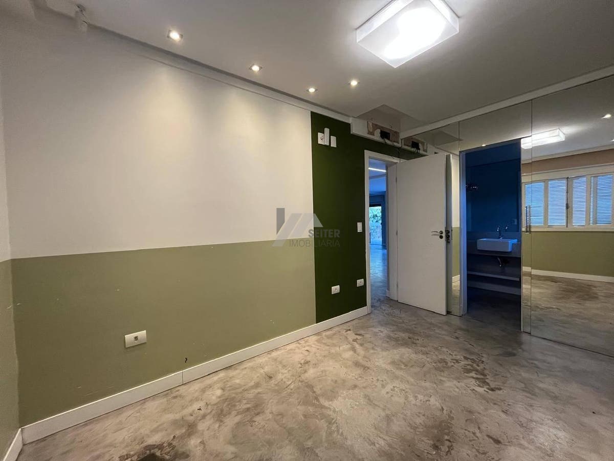 Casa Comercial Ampla para Locação no Pequeno Príncipe – Florianópolis