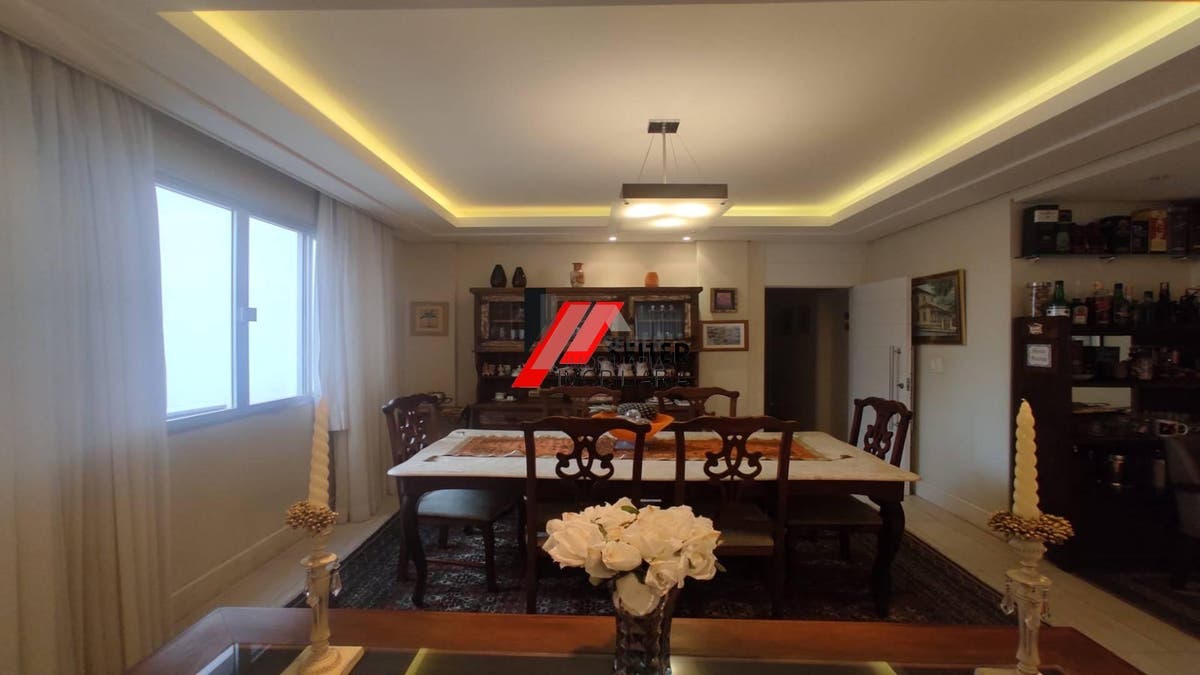 Apartamento a Venda 3 dormitórios Beira mar Florianópolis