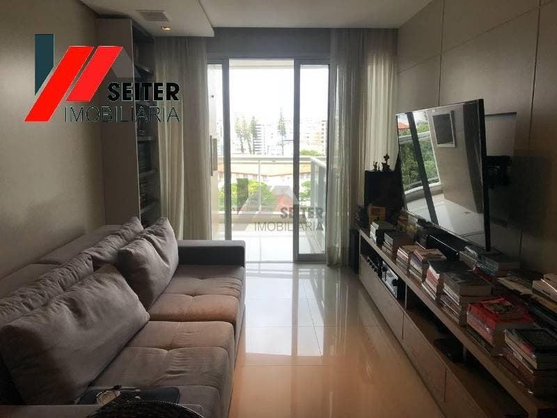 Apartamento 3 dormitórios com suite à venda centro Florianopolis
