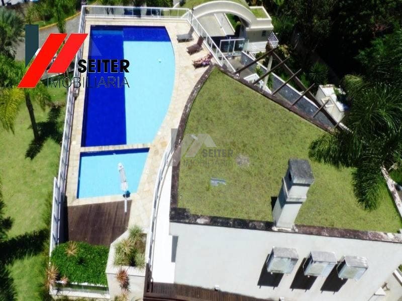 Apartamento a venda de 3 dormitorios Itacorubi Florianopolis