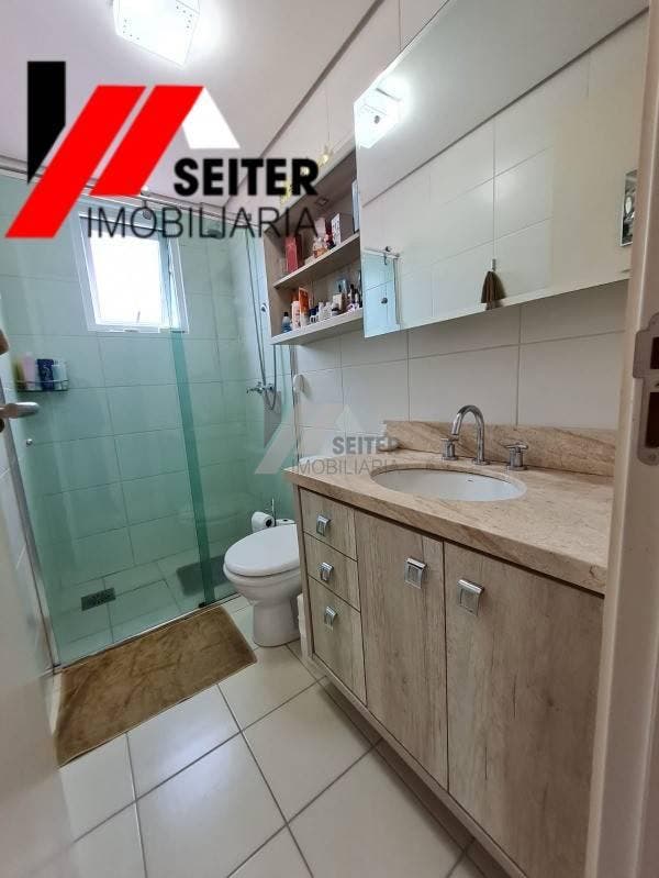 Apartamento a venda de 3 dormitorios Itacorubi Florianopolis