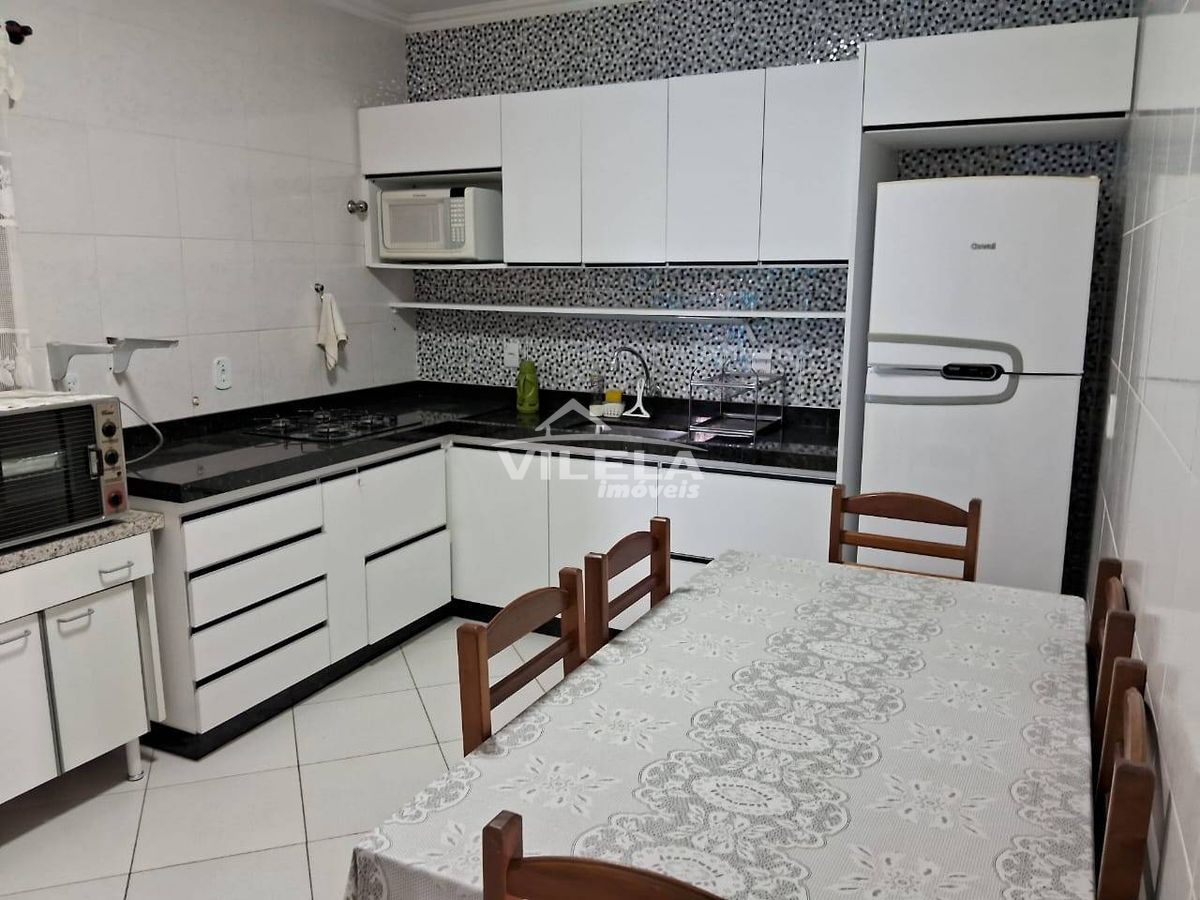 Casa com piscina-indaiá-caraguatatuba-sp