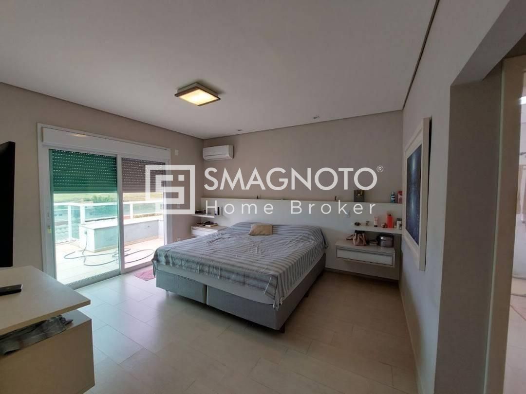Vendo Sobrado no condomínio Aguas de São Pedro 3 suítes, piscina e excelente nível de acabamento!
