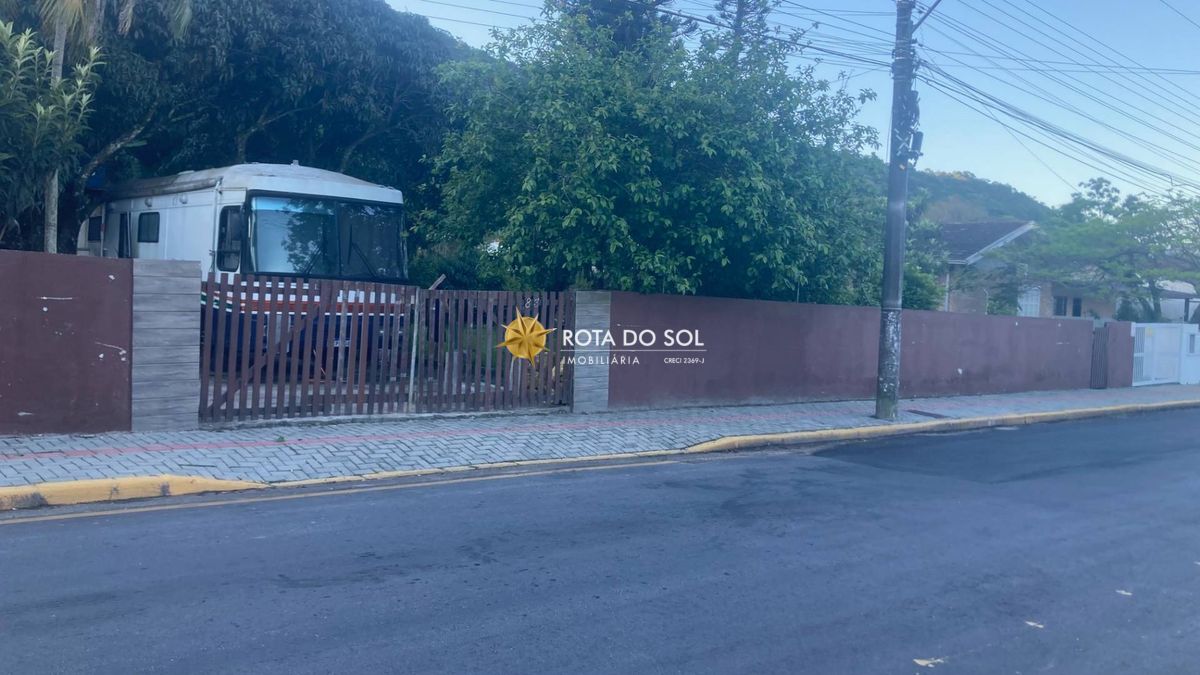 Terrenos à venda na Beija Flor no bairro Bombas em Bombinhas - 1
