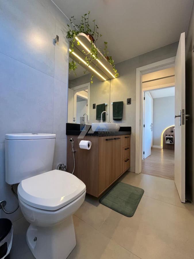Apartamento com 2 quartos, Centro - Florianópolis
