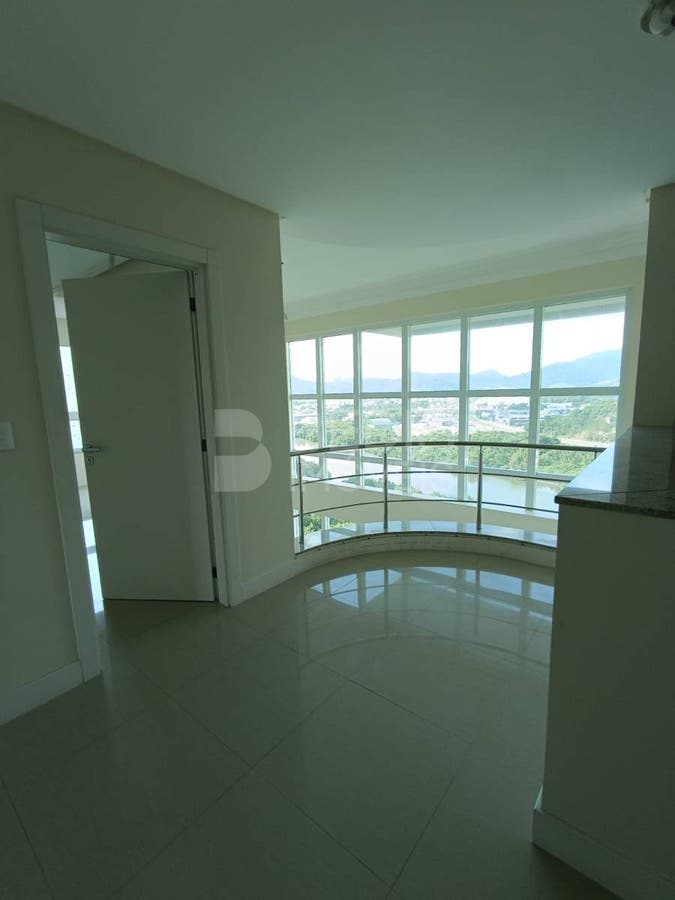 Apartamento de 3 quartos, 150m² no bairro Centro, em Balneário Camboriú | Eu Corretor