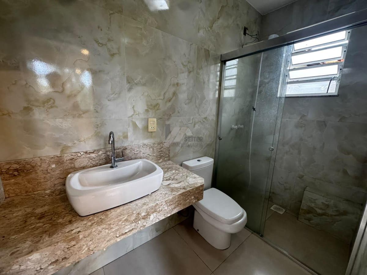 Casa de 4 quartos para alugar na agronomica