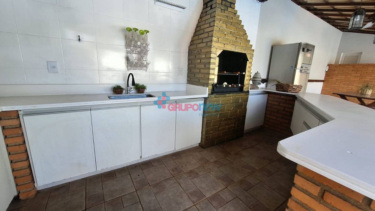 Casa com 5 quartos à Venda, Joá - Lagoa Santa