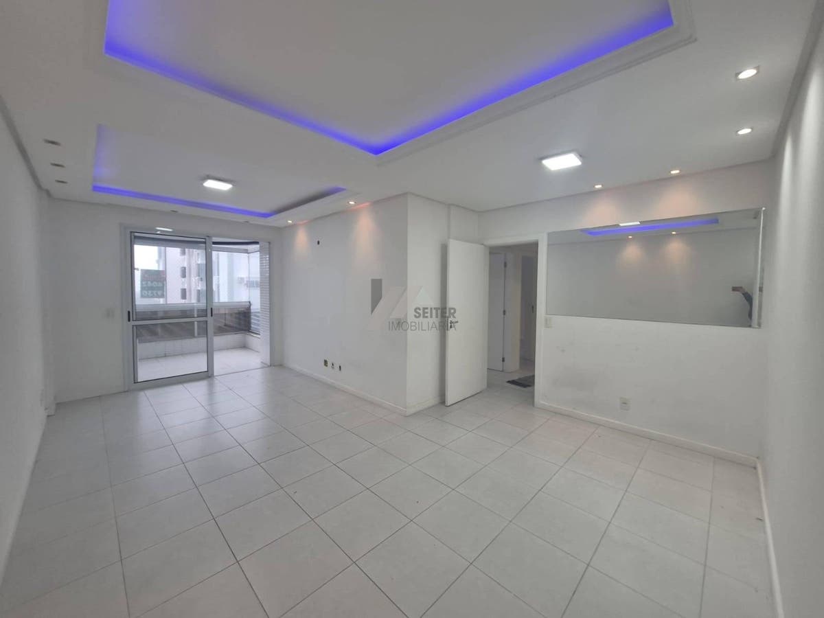 Apartamento com 3 quartos para Locação, Itacorubi - Florianópolis