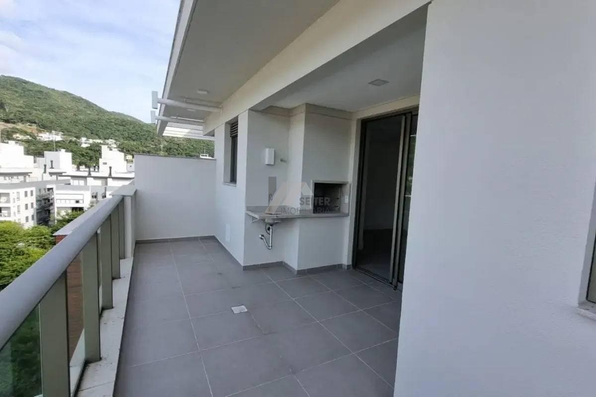 Cobertura com 2 quartos, Córrego Grande - Florianópolis