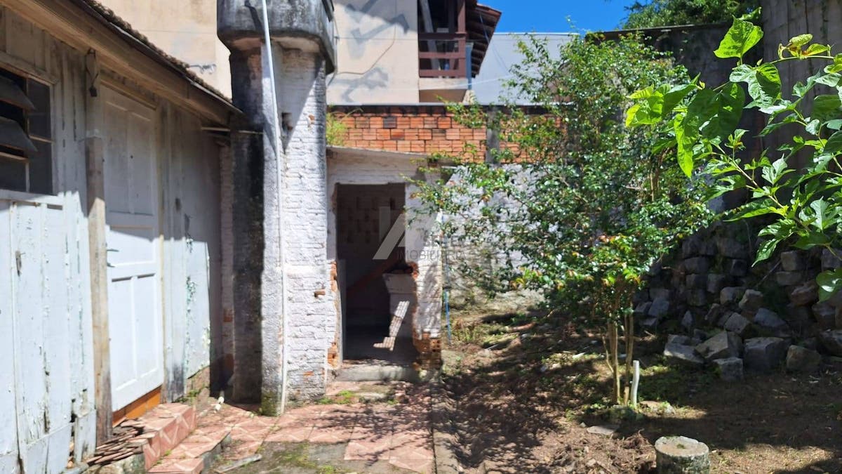 Terreno a venda Agronomica Rua Juvan Rocha n° 352