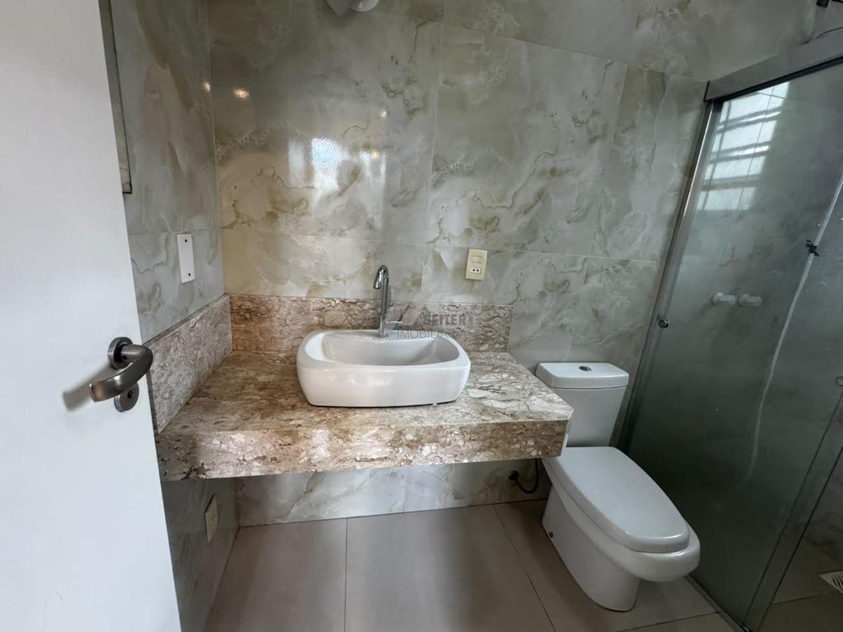 Casa de 4 quartos para alugar na agronomica