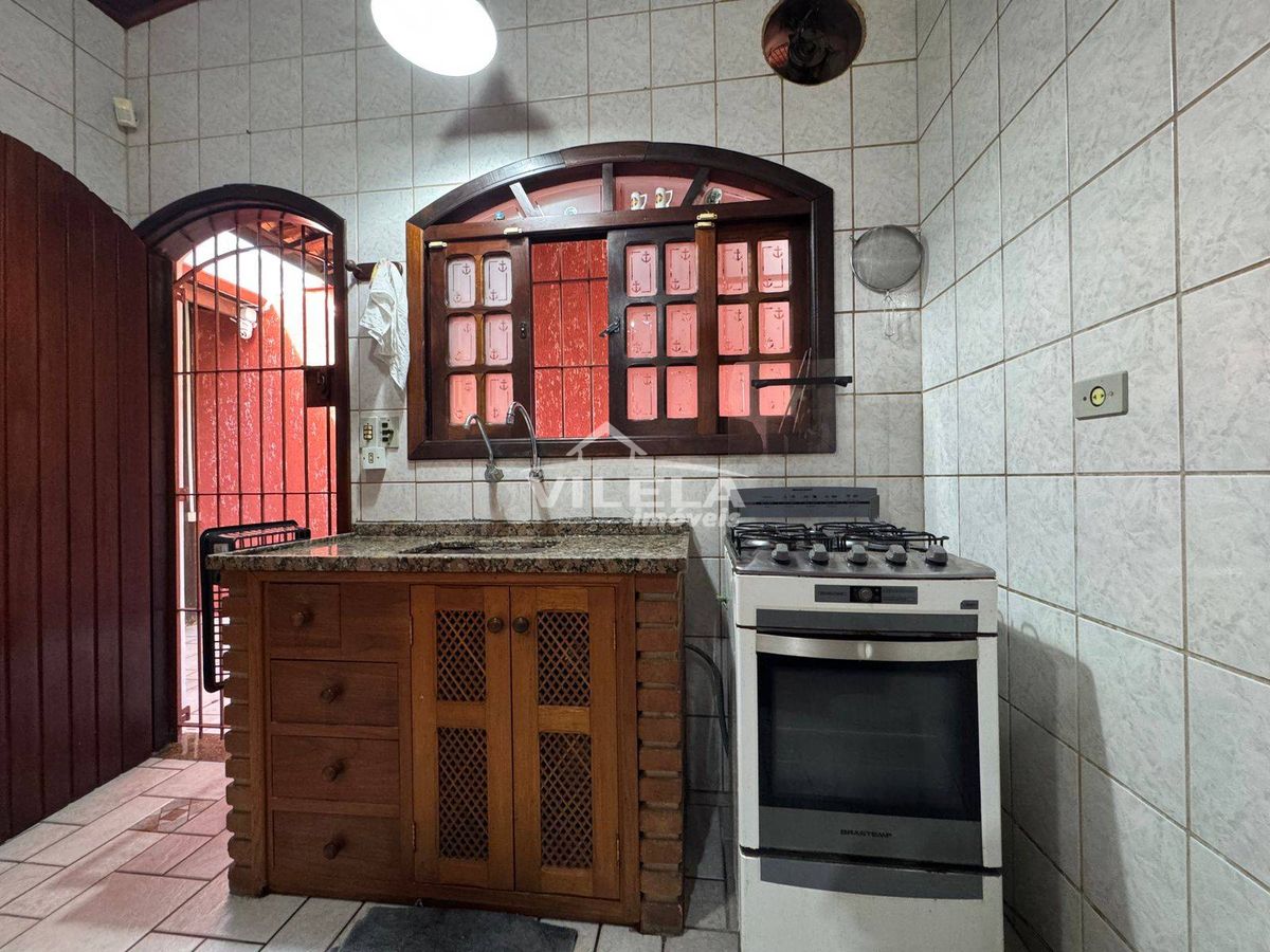 Casa com Piscina-Lado Praia-Bairro Indaiá-Caraguatatuba-Sp
