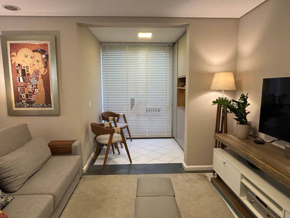 Apartamento com 3 dormitórios para a venda no Itacorubi