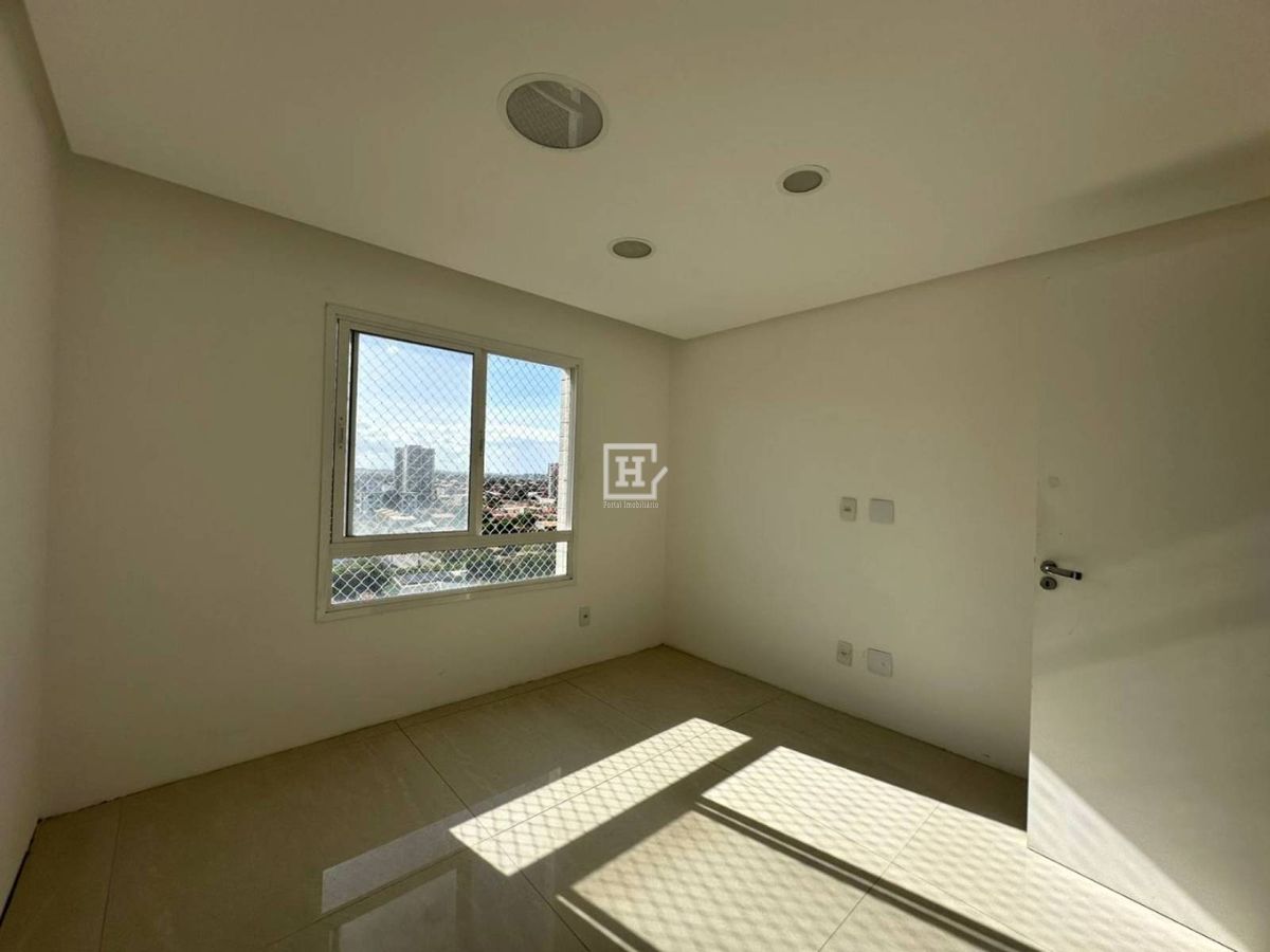 Apartamento com 3 quartos, Atalaia - Aracaju