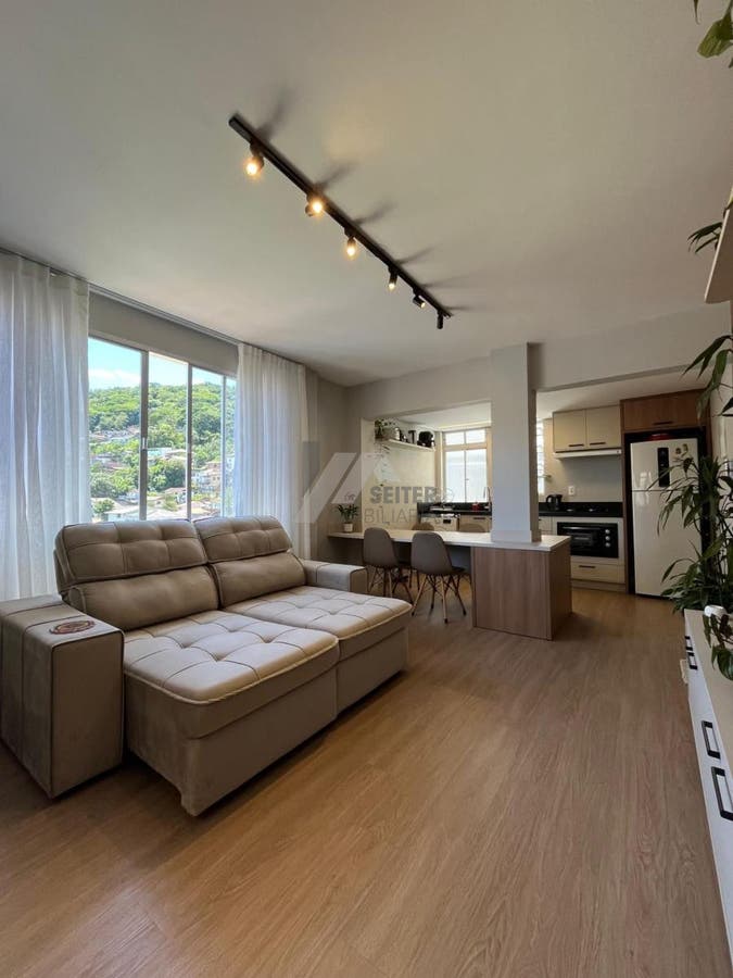 Apartamento com 2 quartos, Centro - Florianópolis