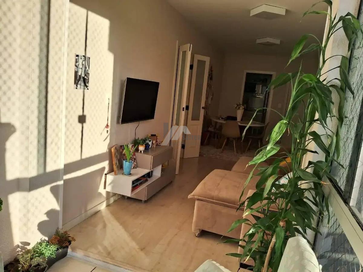 Apartamento com 2 quartos 1 vaga Córrego Grande Florianópolis
