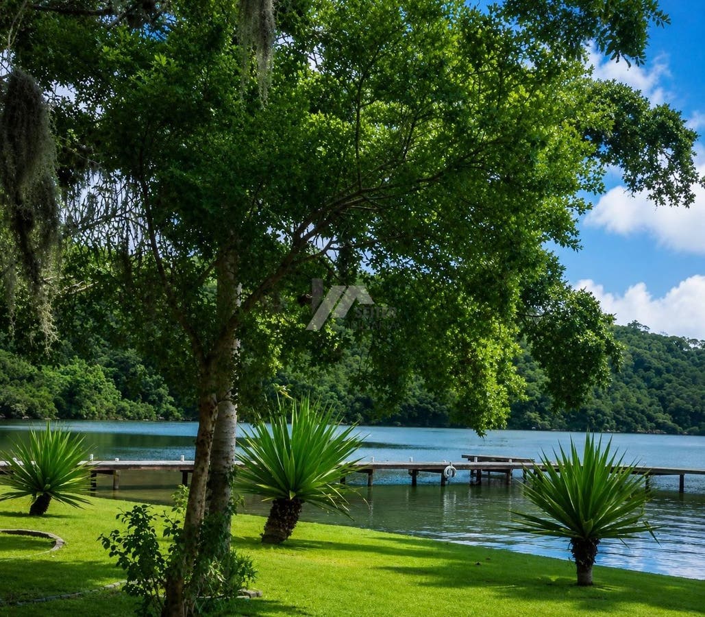 Apartamento de 1 dormitório em condomínio no Canto da Lagoa