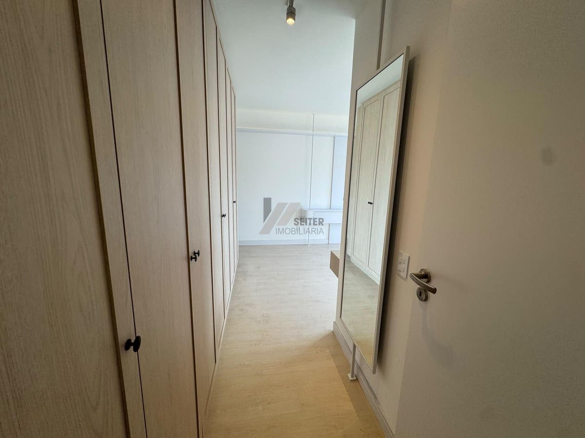 Apartamento 2 dormitórios no João Paulo