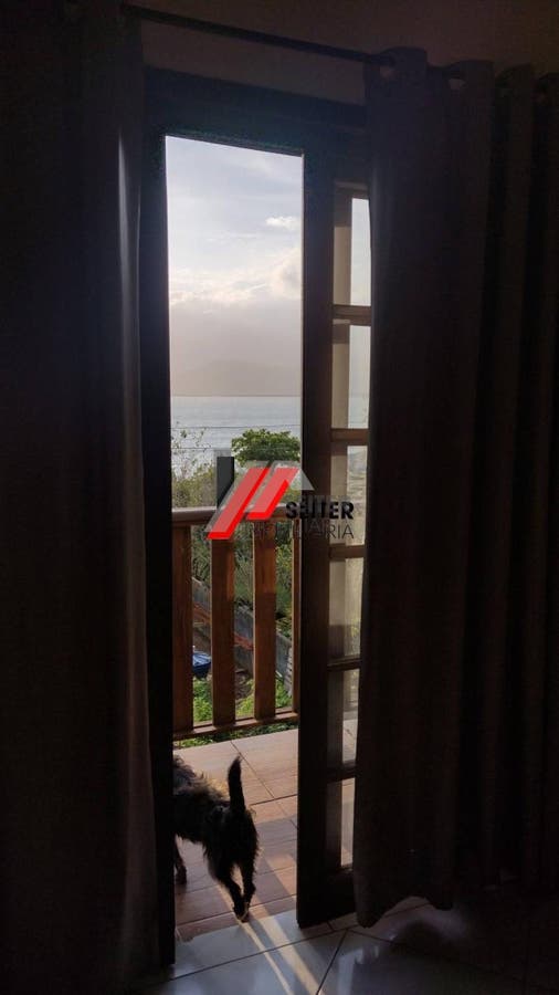 Casa a venda em Ribeirão da Ilha