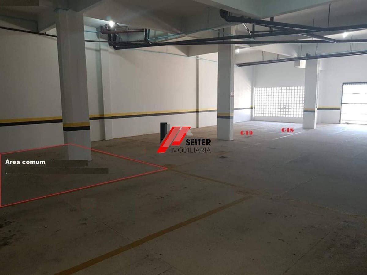 Sala comercial à venda na Trindade Florianópolis SC