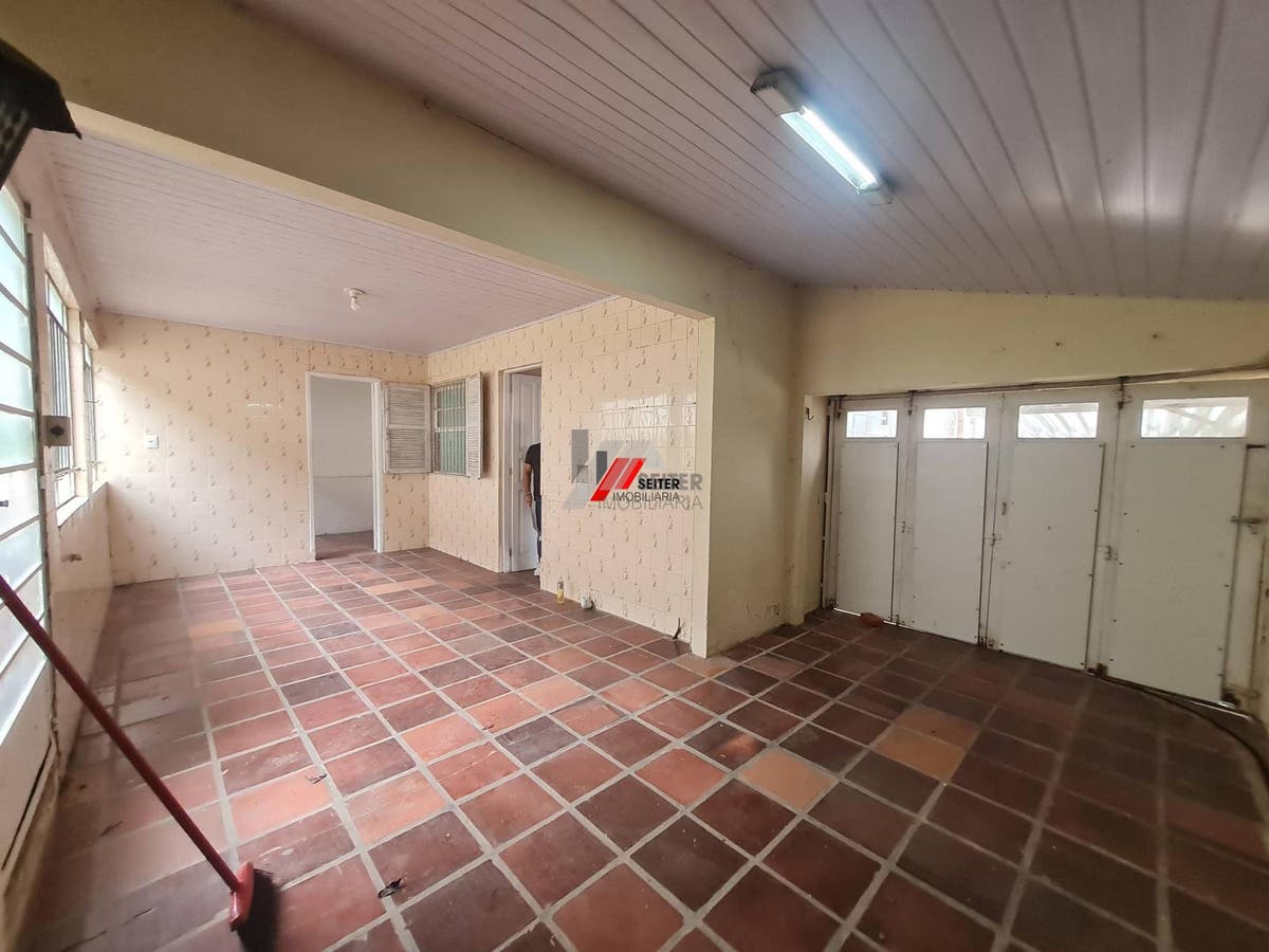 Casa de 3 dormitorios a venda no bairro Capoeiras em Florianopolis
