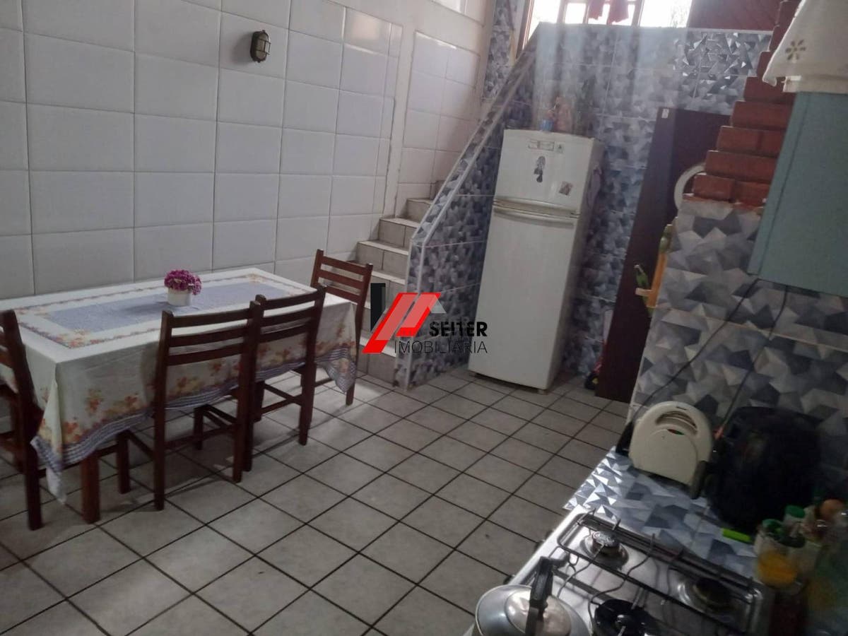 Casa a venda em Ribeirão da Ilha