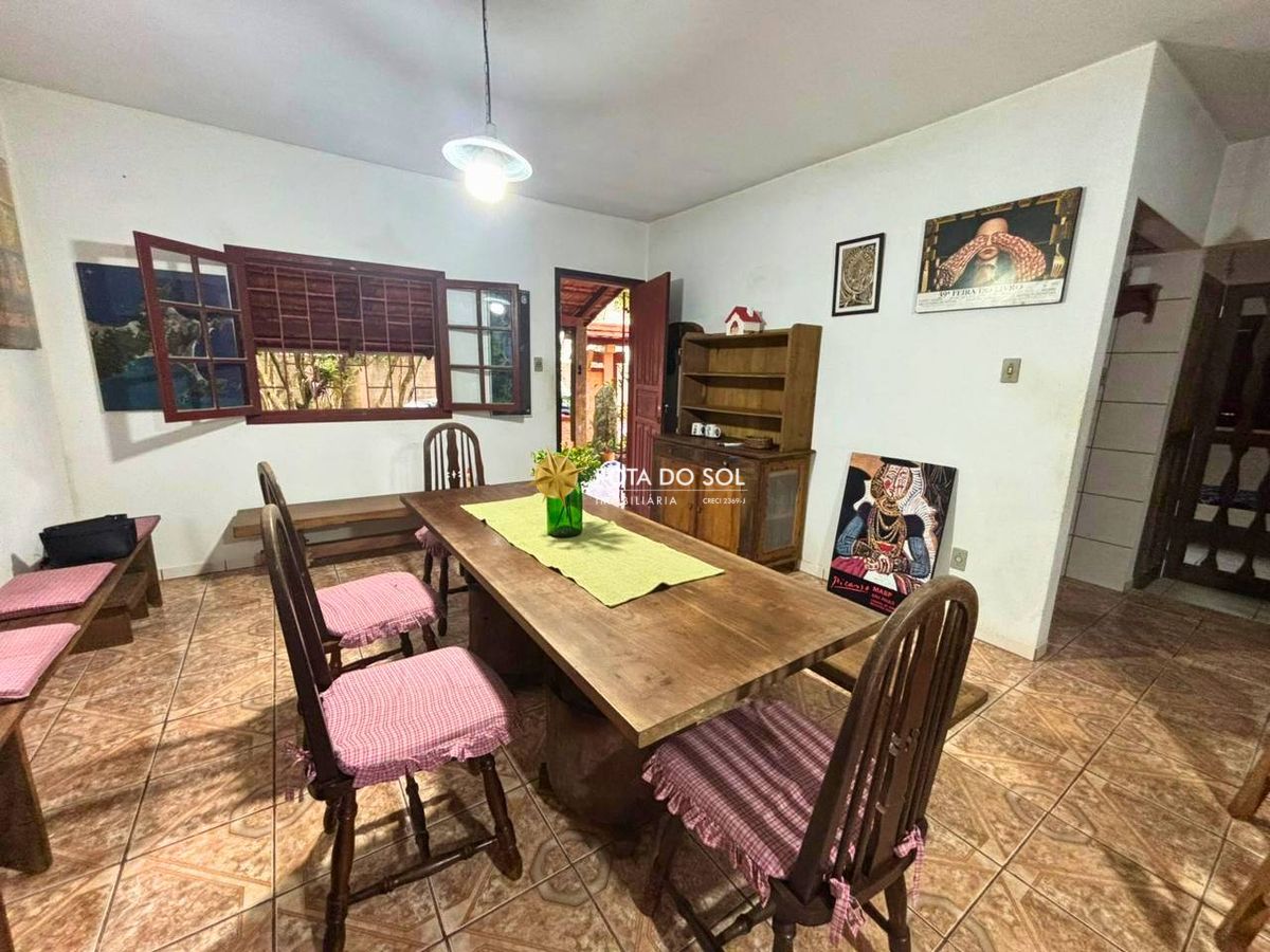 Casa 4 Dormitórios Praia Bombas Bombinhas SC - 8